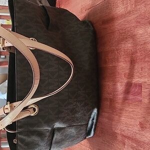 Michael Kors Tote